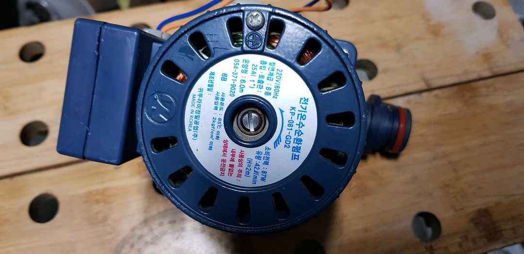 귀뚜라미 가스보일러 순환펌프 081-GD2 이미지