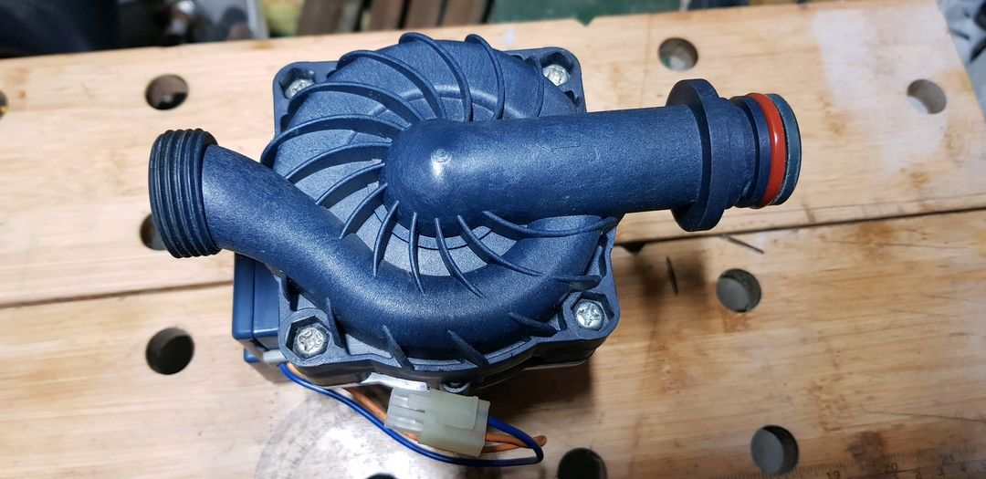 귀뚜라미 가스보일러 순환펌프 081-GD2 이미지