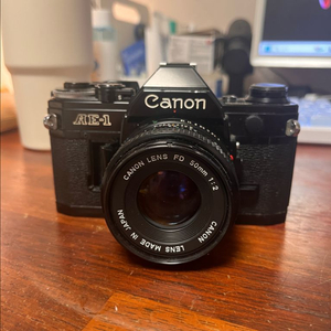 캐논 AE-1 필름카메라
