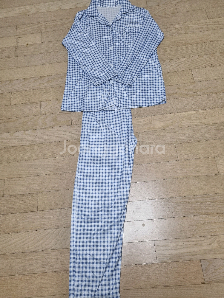 체크 패턴 잠옷 세트--0