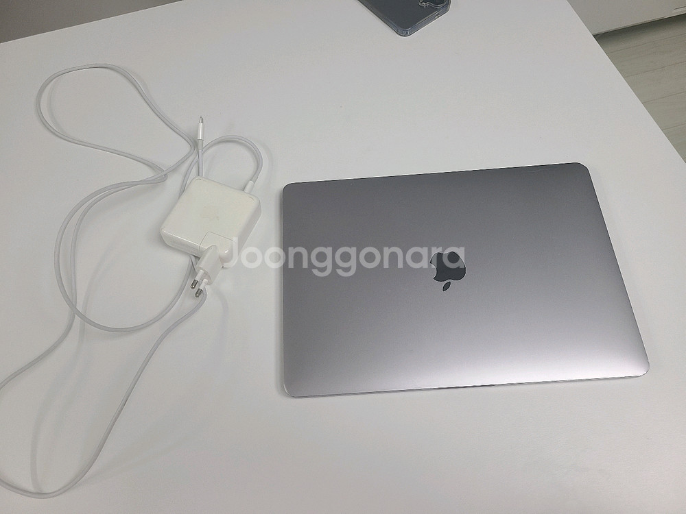 맥북 프로 13인치 i7 ram16 ssd512 2019년구입 쿨매!! 원가250만원--1