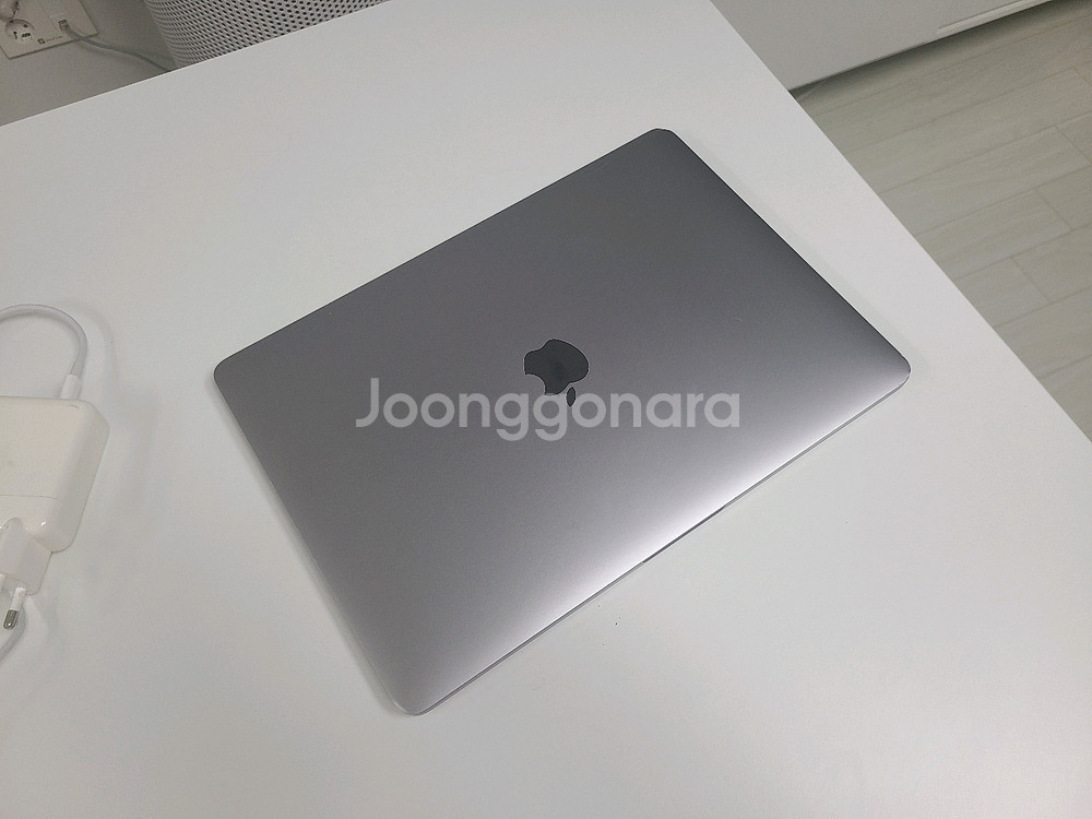 맥북 프로 13인치 i7 ram16 ssd512 2019년구입 쿨매!! 원가250만원--4