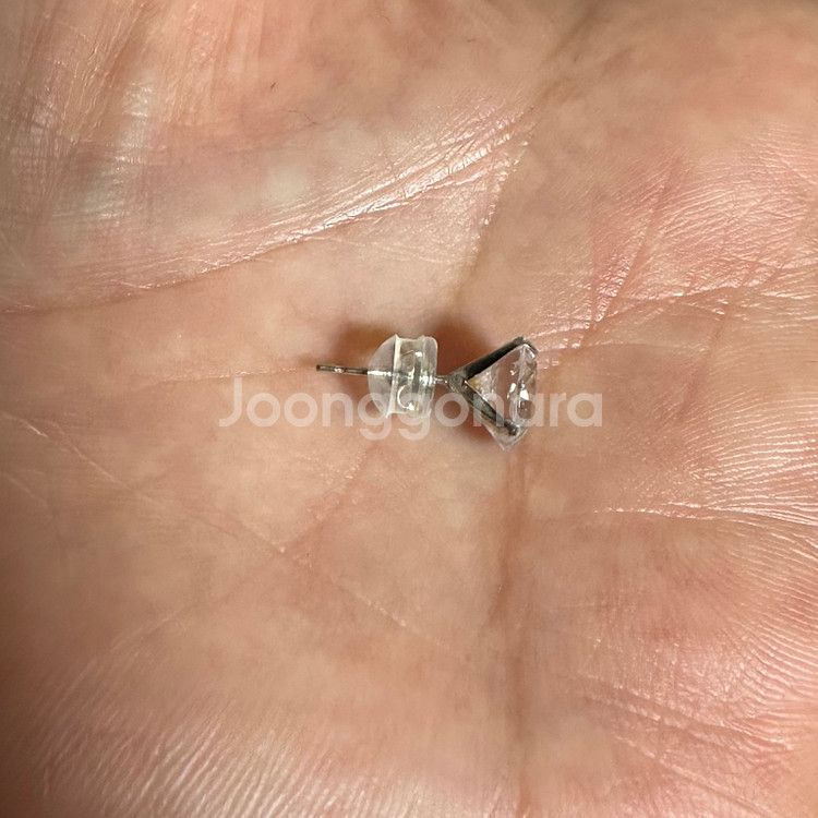 14k 8mm 다이아몬드 컷팅 큐빅 귀걸이--1