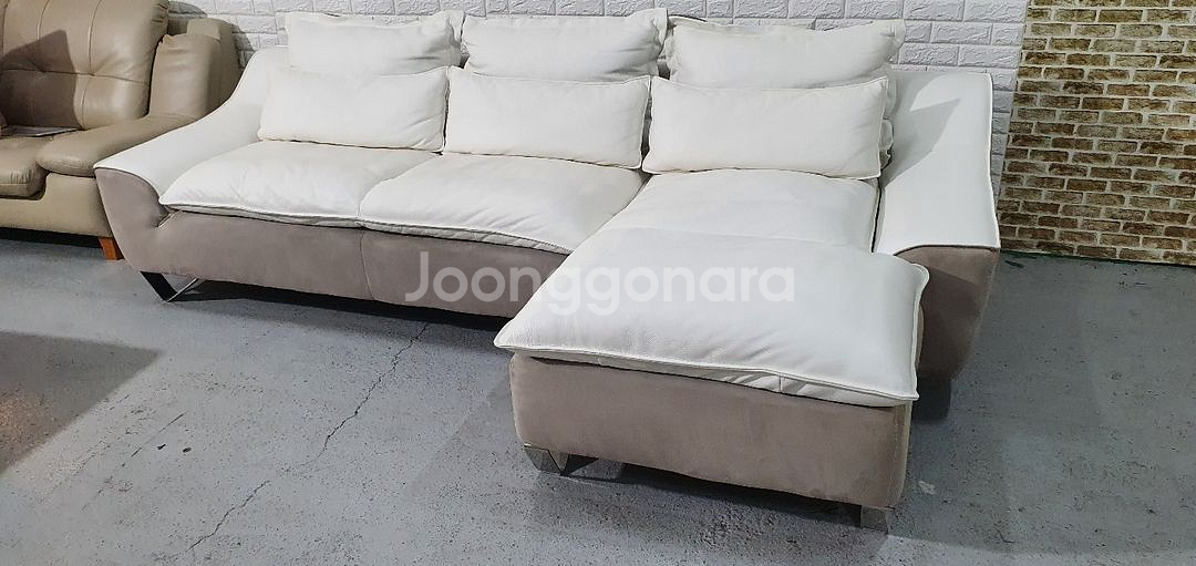 쏘홈 알도 최고급 이태리 애닐린 천연가죽 카우치 소파--4