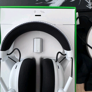 레이저코리아 블랙샤크 V3 프로 무선 게이밍 헤드셋