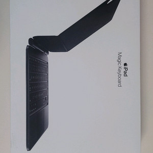 애플 매직키보드 프로 11인치 M4 판매합니다