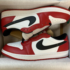 나이키 조던1 레트로 로우 OG 시카고 285