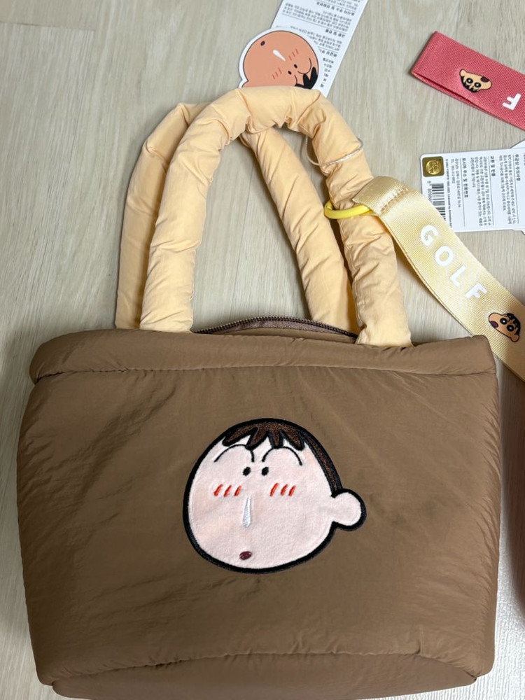 짱구 유리 흰둥이 맹구 골프 패딩가방/ 산리오 마멜 이미지