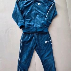 네파 벨벳 트레이닝복 상하의 세트100