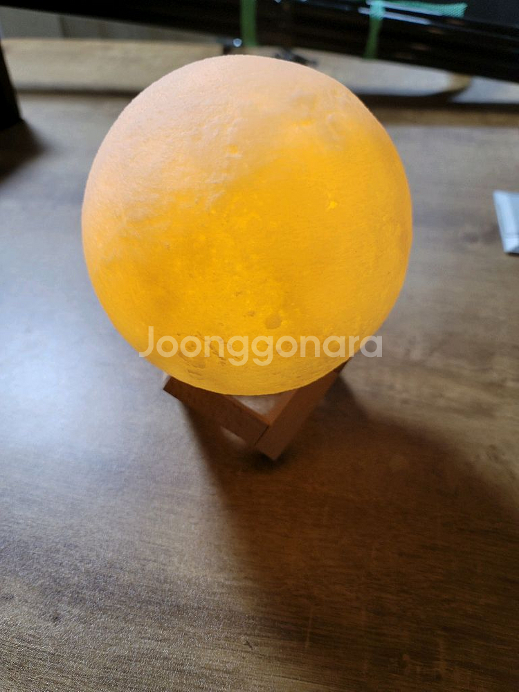 [새상품]달 무드등 led 인테리어 소품 조명 수면등 무선조명--1