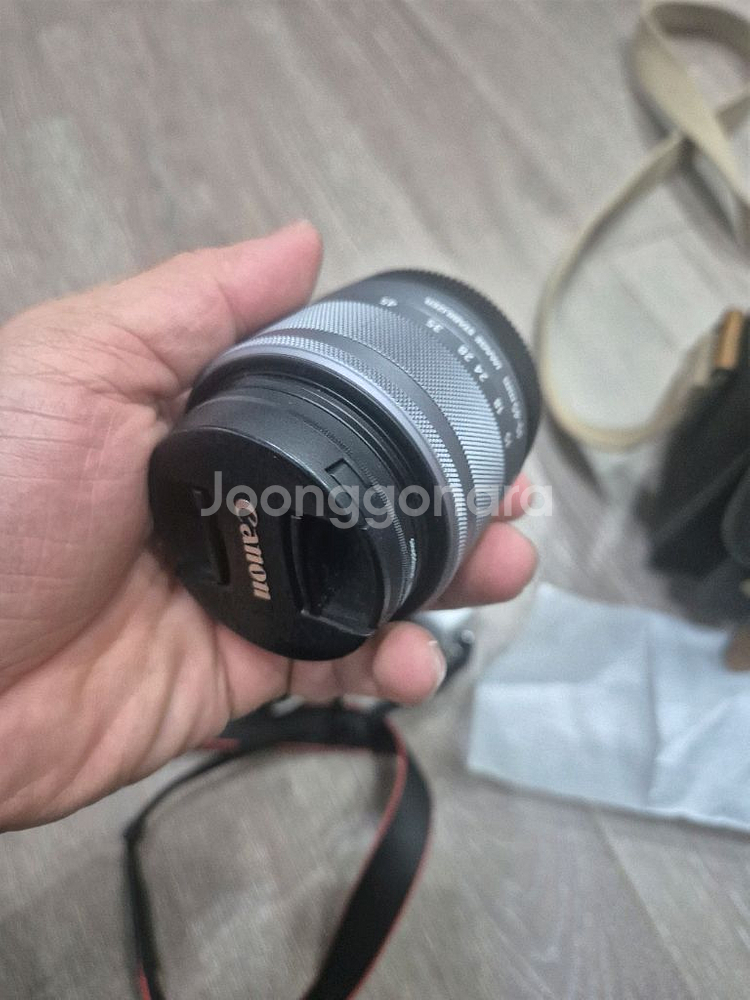 캐논EOS M100 15-45MM 11-22MM 세트팝니다--3