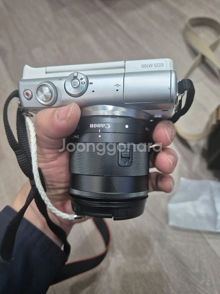 캐논EOS M100 15-45MM 11-22MM 세트팝니다--7