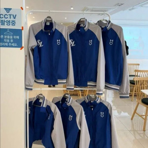 삼성라이온즈 언더아머 춘추점퍼 (누빔x) 구해요 이미지