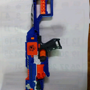 너프건 엔스트라이크엘리트스탁케이드 장난감총