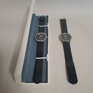 연세대학교 언론홍보대학원 동창회 기념시계 2세트