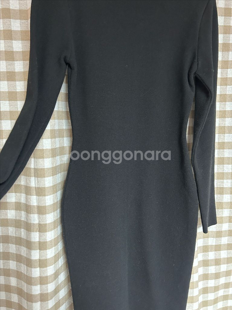 (블로썸 제품)비스코스 S라인 볼륨 니트원피스 베이지/블랙 F--6