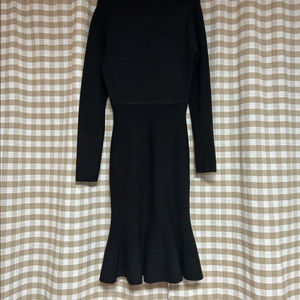 님프 머메이드 비스코스 니트원피스