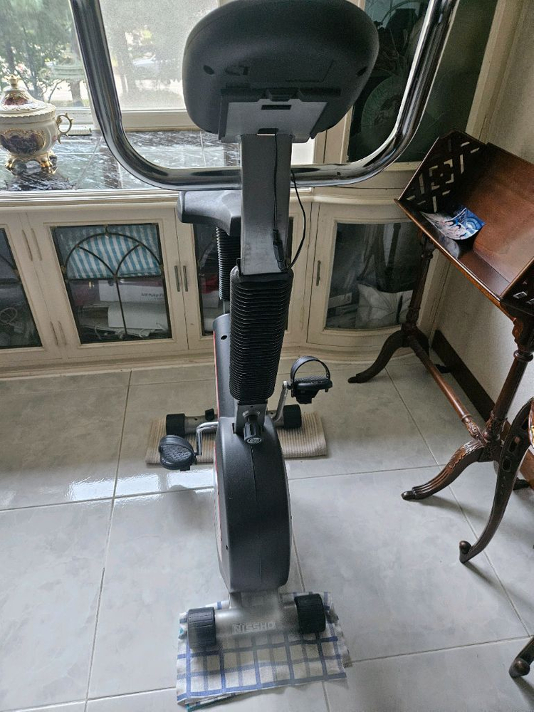 닛쇼 실내 자전거--1