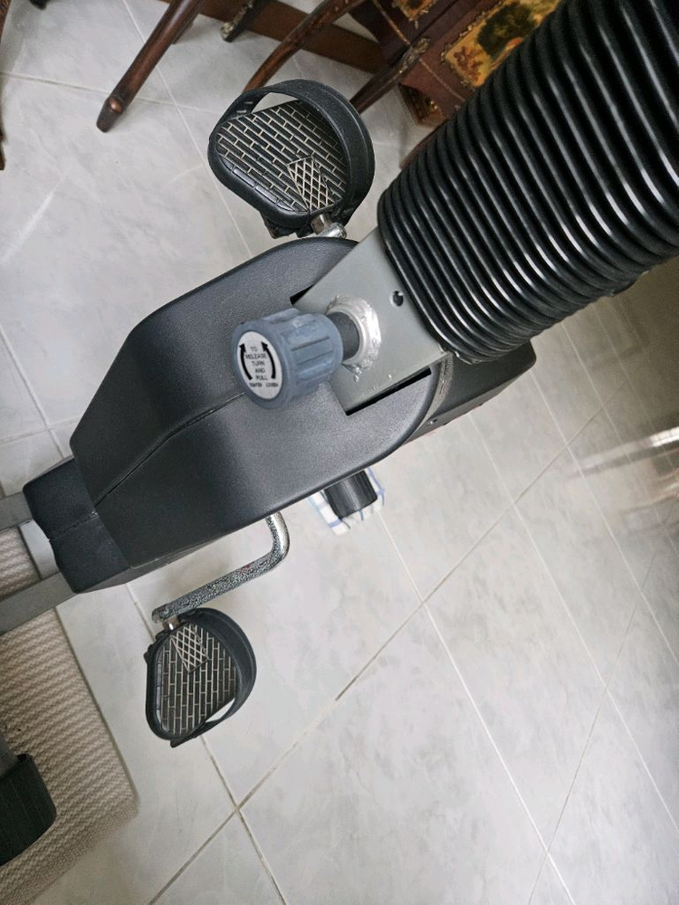 닛쇼 실내 자전거--4