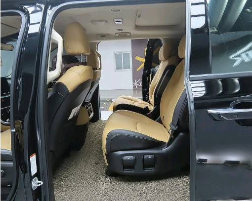 중고차 지금 당장 고민하지마시고차 먼저 돈은 나중에헌차줄께 새차!신차급 중고차!다오기아자동차 중고차 카니발4세대 중 이미지