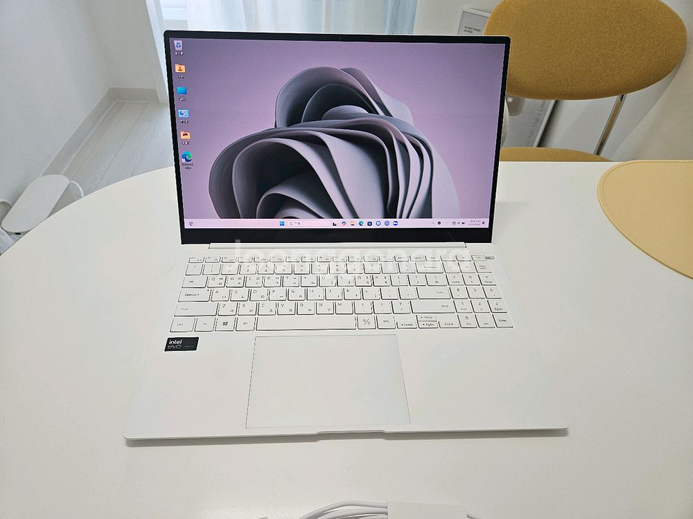 25년제조)삼성 노트북 갤럭시북SE프로 울트라5 새상품--0