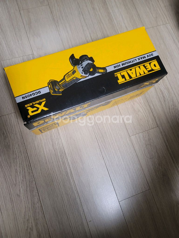 디월트 무선 그라인더 DCG405N 125mm 미개봉--0