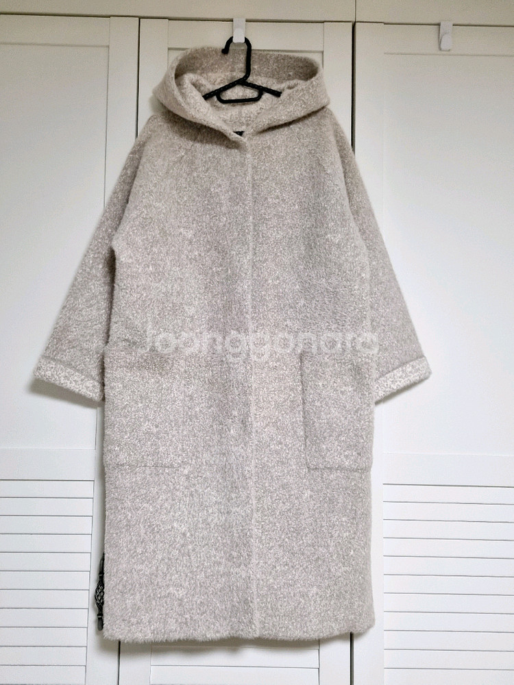 (새옷)압축울소재 후드 롱니트코트. 프리사이즈--0