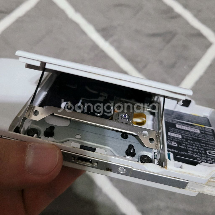 소니 PSP2005번 흰색 게임기 부품용--8