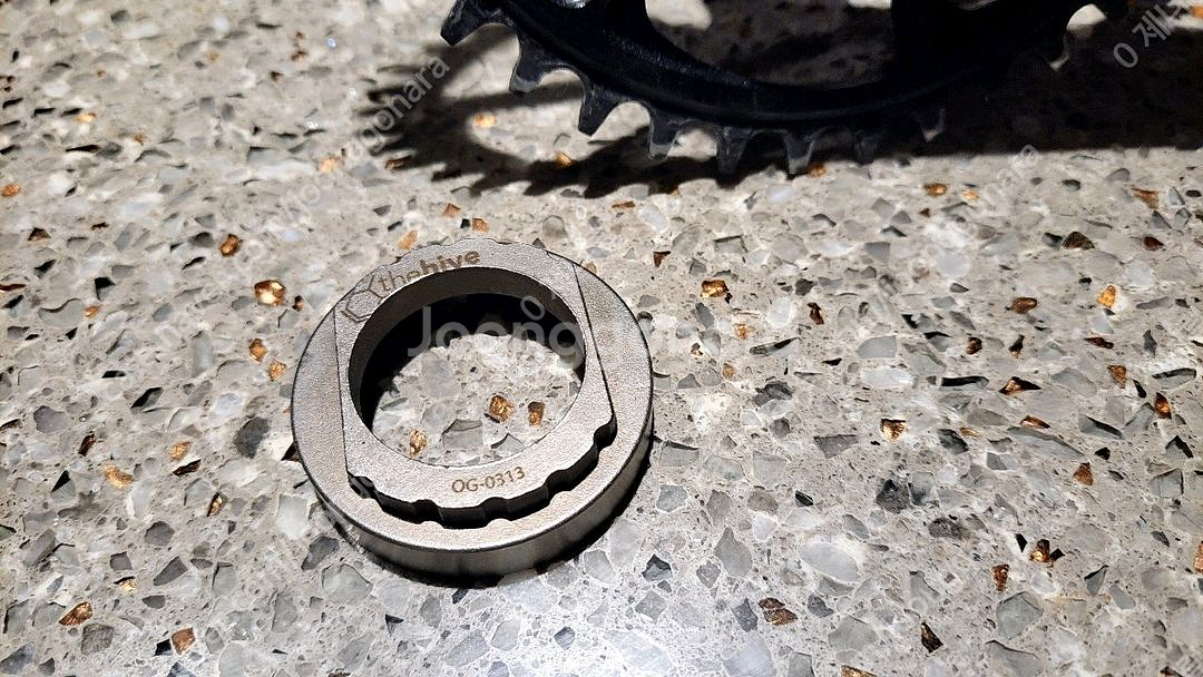 이서틴 카본 크랭크 170,40t,,스핀들30mm--4