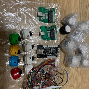 게이머핑거 30mm 검흰 스크류 8개