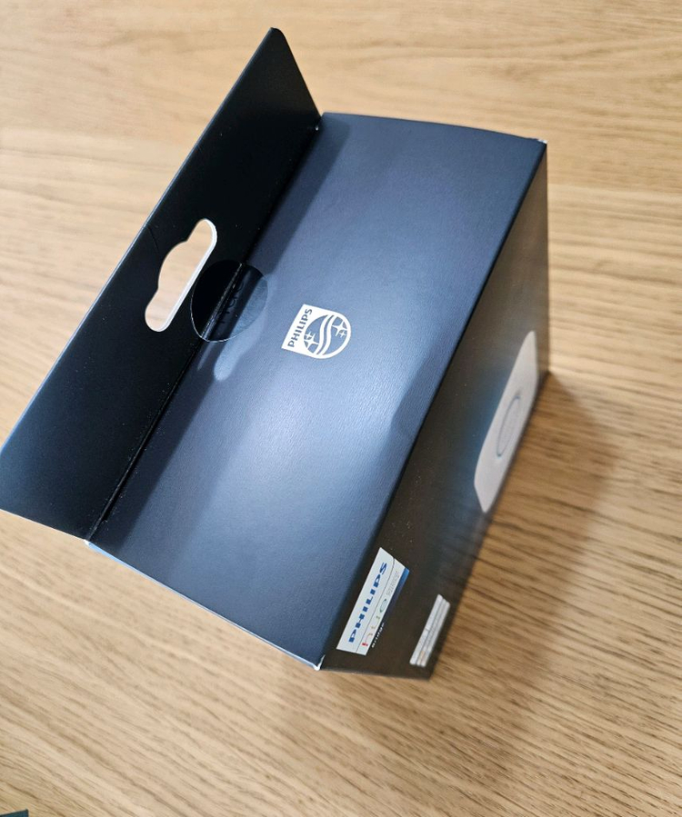 필립스 휴 브릿지 4.0 ( 미개봉) 새거팔아요 이미지