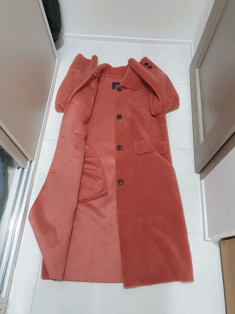 Roem 코랄 롱 코트 55-66사이즈가능 이미지