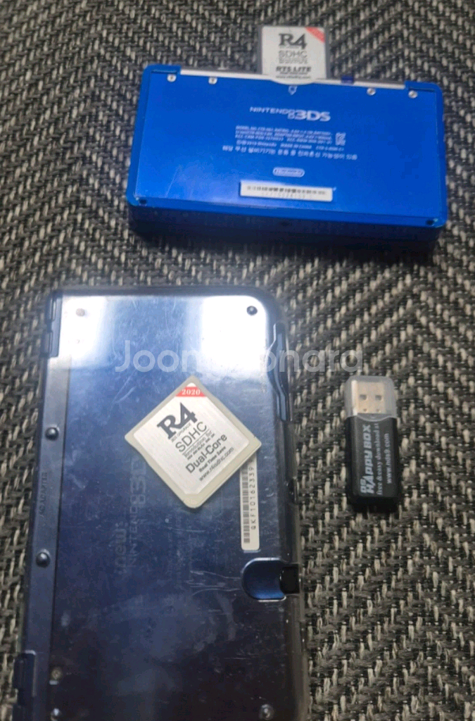 닌텐도 3DS XL, 3DS 2개 팝니다.--3