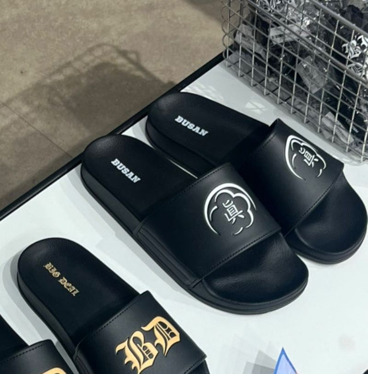 외모지상주의 부산 크루 트레이닝 셋업 네이비 이미지