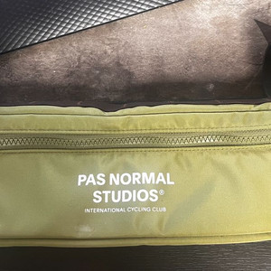 파노말 요시다 콜라보 프레임백 판매합니다