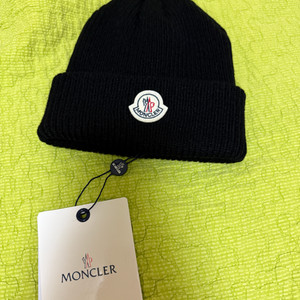 몽클레어 니트 비니