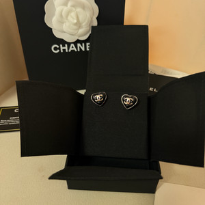 샤넬 하트 CC로고 귀걸이 풀박스