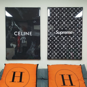 루이비통 셀린느 슈프림 대형 그림액자 그림 액자 팝아트 인테리어소품 명품그림 명품액자 꽃 선물 가방 지갑 콜라보