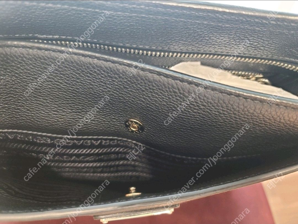 프라다 남성 가죽크로스백(실착횟수1회)--1