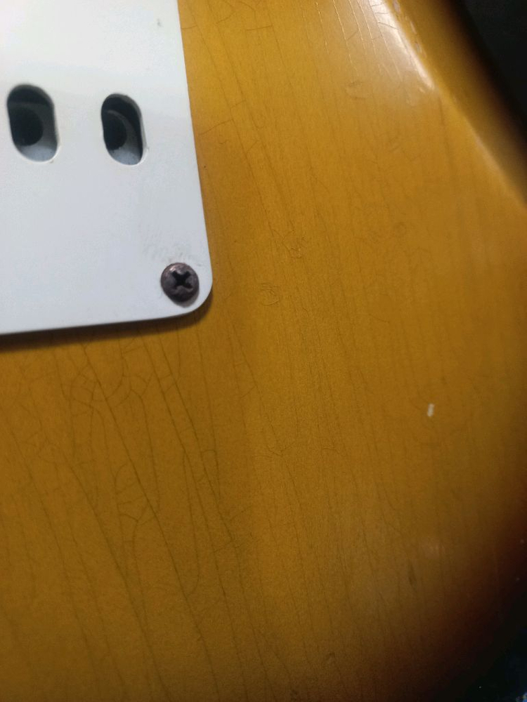 펜더 스토라케스터 56년산 일렉기타 이미지