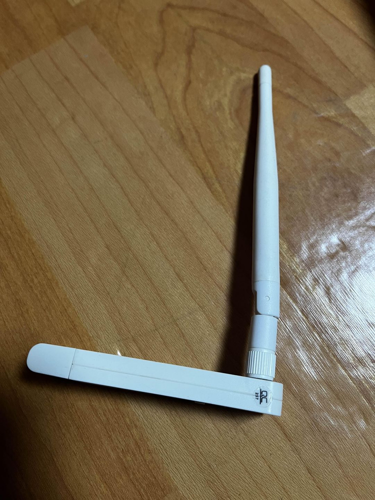 IPTIME 아이피타임 A1000UA-4dBi 무선랜카드--1