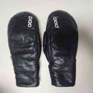 poc 스키 장갑 s사이즈 판매
