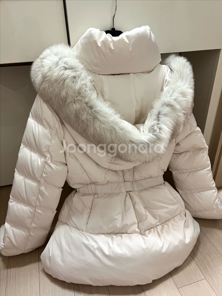 더블제이 폭스 벨트 몽 숏패딩 덕다운 오리털 점퍼 자켓 퍼 후드 아이보리--1