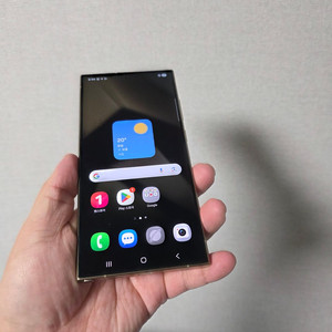 갤럭시 S24울트라 티타늄 엘로우 512기가 SS급 팔아요~