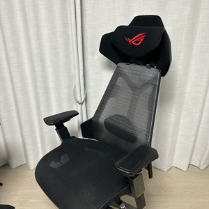 아수스 ROG destrier ergo 게이밍 의자