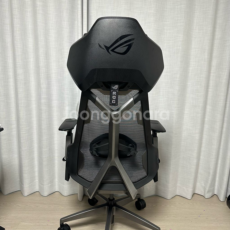 아수스 ROG destrier ergo 게이밍 의자--1