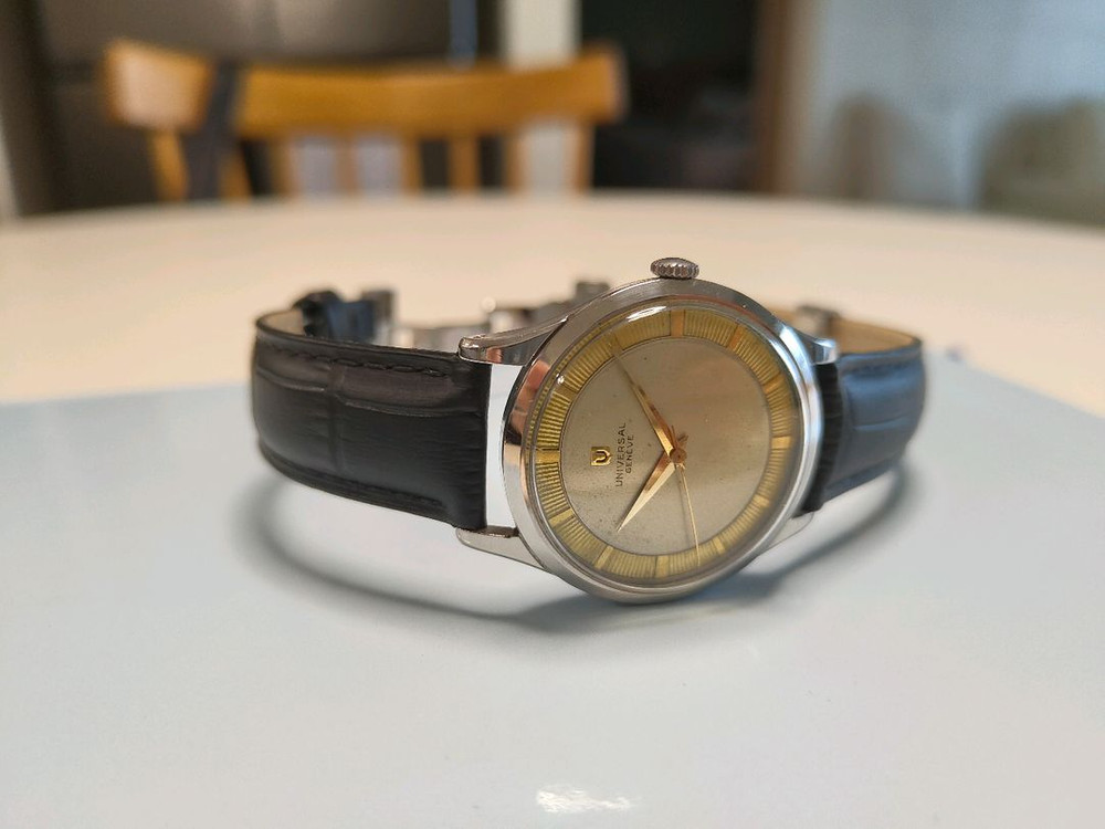 유니버셜제네브 수동 시계--1