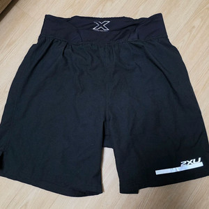 2XU 겉바지 있는 컴프레션(44cm) M 러닝 헬스 조깅 마라톤 달리기