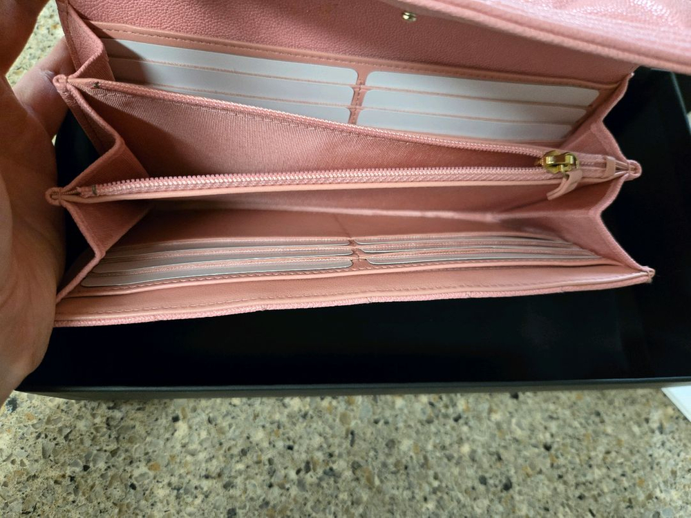 샤넬 보이 핑크 캐비어 장지갑--3