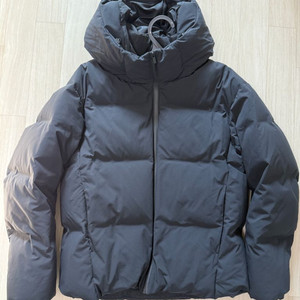 유니클로 심리스 다운자켓 여성M